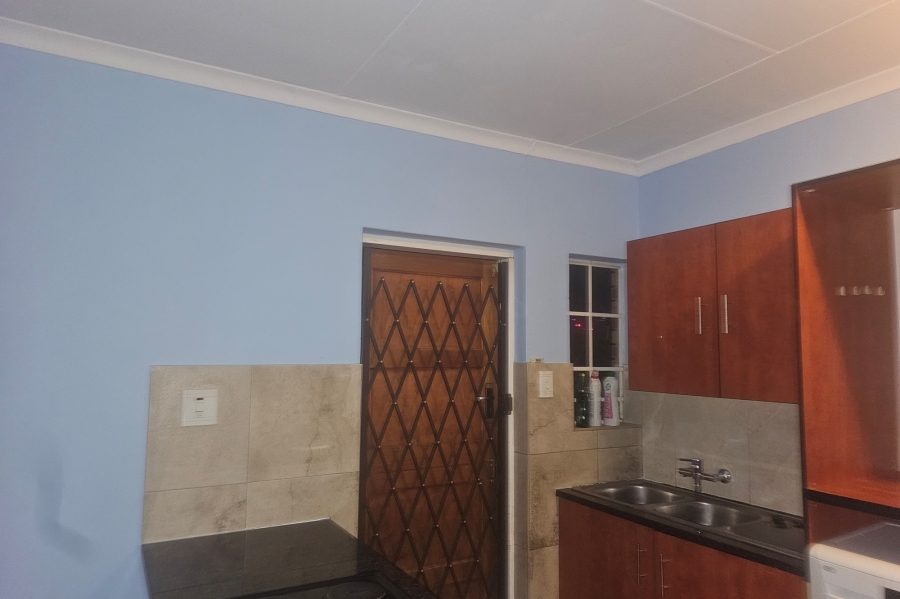 To Let 3 Bedroom Property for Rent in Waterval East North West